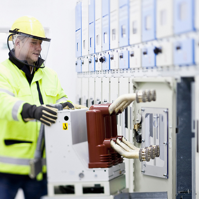 Arbeiten im Umspannwerk