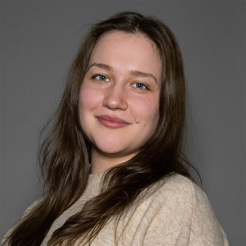 Marieta Tzvetkova, Anzeigen